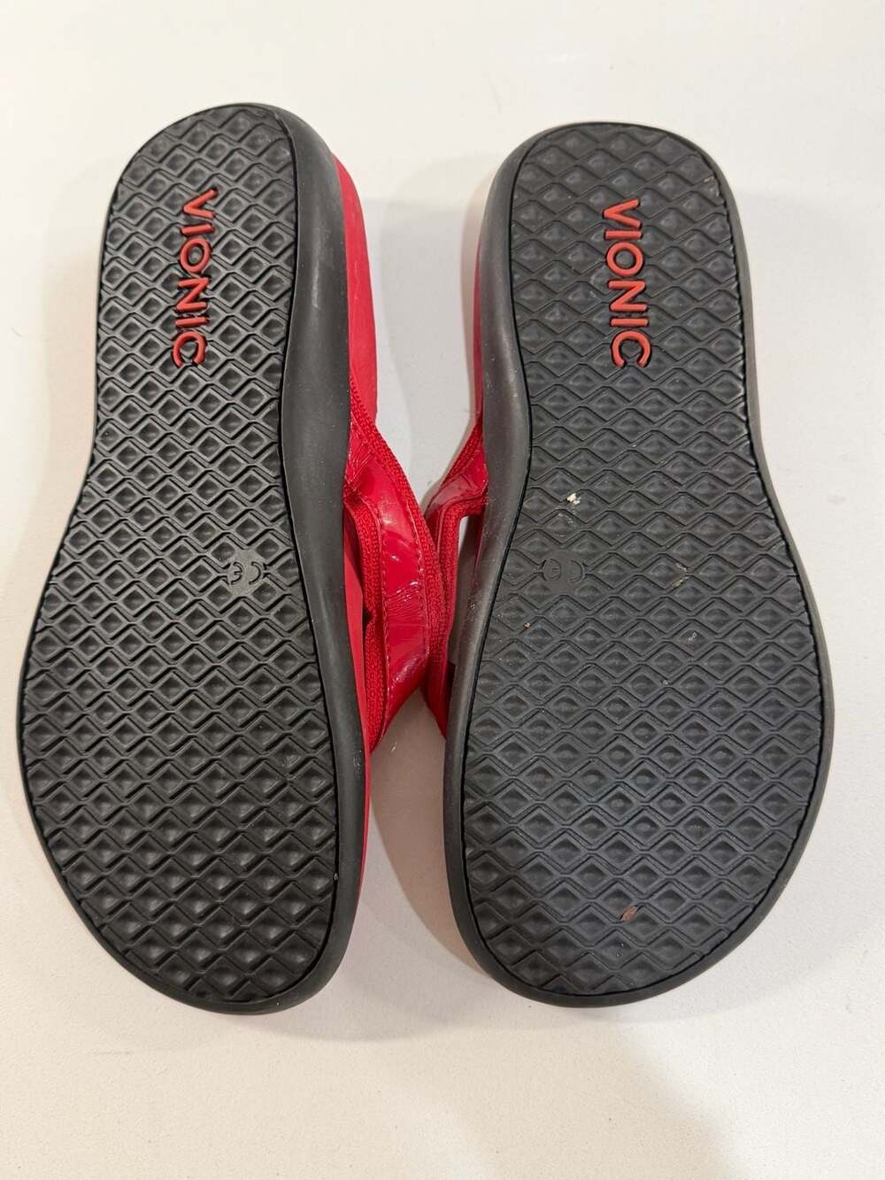 Vionic Tide II Orthotic Flip Flop Sandals Red Size 6 - Picture 3 of 4